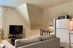 96 Rhode Island Ave, Newport, RI 02840 - Photo 4