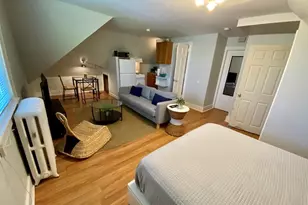 96 Rhode Island Ave, Newport, RI 02840 - Photo 14