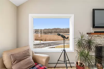 125 Montauk Road, Narragansett, RI 02882 - Photo 12