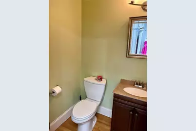 892 Oaklawn Avenue, Cranston, RI 02920 - Photo 20