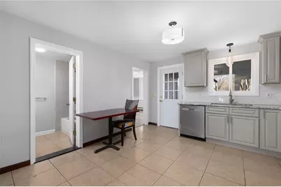 20 Cleveland Street, South Kingstown, RI 02879 - Photo 14