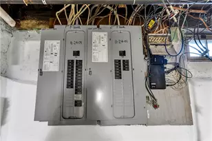 107 Blackstone St, Woonsocket, RI 02895 - Photo 36