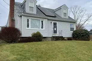 55 Douglas Ave, Portsmouth, RI 02871 - Photo 1