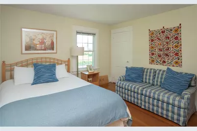 27 Red Cross Avenue, Newport, RI 02840 - Photo 30