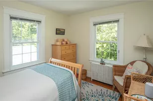 27 Red Cross Ave, Newport, RI 02840 - Photo 36