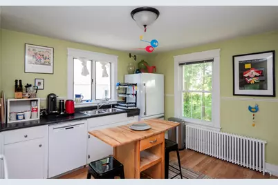 27 Red Cross Avenue, Newport, RI 02840 - Photo 18