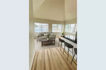 458 Smithfield Avenue, Pawtucket, RI 02860 - Photo 4