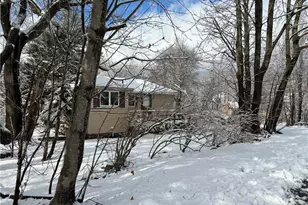 7 Bayberry Rd, Narragansett, RI 02882 - Photo 2