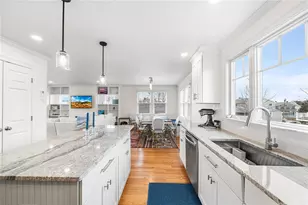 107 Dighton Ave, Portsmouth, RI 02871 - Photo 12