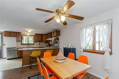 339 Beverage Hill Avenue, Pawtucket, RI 02861 - Photo 14