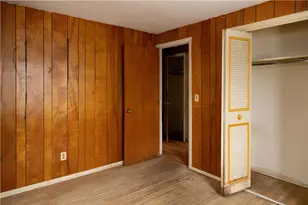 71 Birchland Ave, Pawtucket, RI 02860 - Photo 14