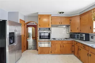 48 Rowley St, Providence, RI 02909 - Photo 14