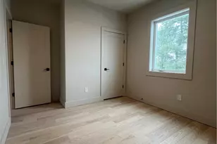 152 Colonial Rd, Providence, RI 02906 - Photo 28