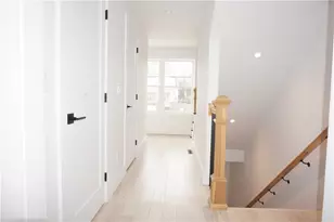 1232 Narragansett Blvd, Cranston, RI 02905 - Photo 8