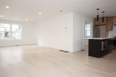 1232 Narragansett Boulevard, Cranston, RI 02905 - Photo 16