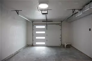 1232 Narragansett Blvd, Cranston, RI 02905 - Photo 44