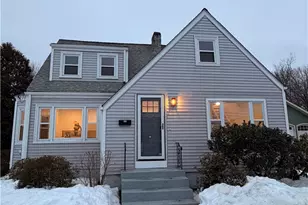 228 3rd Ave, Warwick, RI 02888 - Photo 1