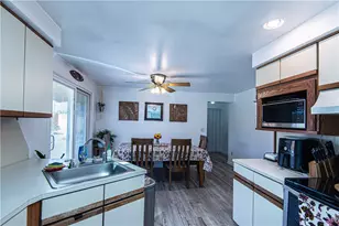 38 Meadowcrest Dr, East Providence, RI 02915 - Photo 4