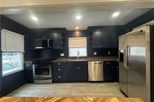 591 Main St, Warren, RI 02885 - Photo 1