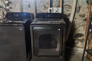 358 Weeden St, Pawtucket, RI 02860 - Photo 12