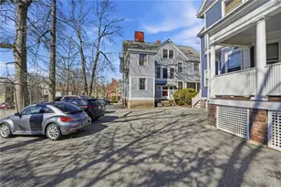 265 Bowen St, Providence, RI 02906 - Photo 20