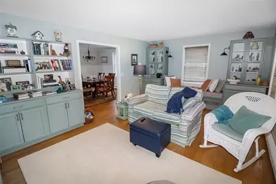 641 Middle Road, Portsmouth, RI 02871 - Photo 8