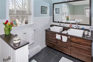 641 Middle Rd, Portsmouth, RI 02871 - Photo 24