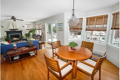 641 Middle Road, Portsmouth, RI 02871 - Photo 6