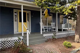 641 Middle Rd, Portsmouth, RI 02871 - Photo 2