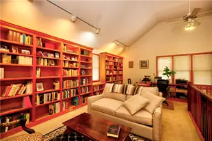 18 Riverview Dr, Richmond, RI 02894 - Photo 10