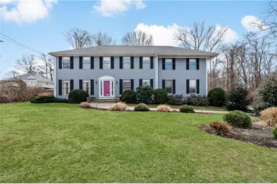 32 Starr Drive W, Narragansett, RI 02882 - Photo 1