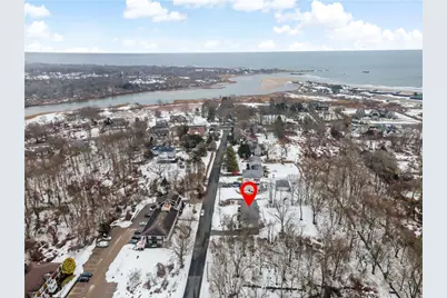 32 Starr Drive W, Narragansett, RI 02882 - Photo 8