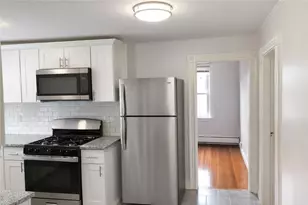 299 State St, Bristol, RI 02809 - Photo 2