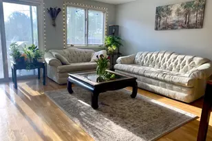 479 Providence St, Warwick, RI 02886 - Photo 2