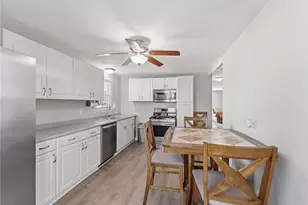 76 Lake St, Pawtucket, RI 02860 - Photo 8