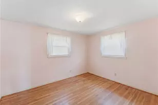 76 Lake St, Pawtucket, RI 02860 - Photo 10