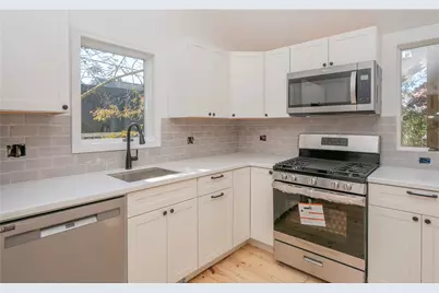 8 Pleasant Street #1, Newport, RI 02840 - Photo 10