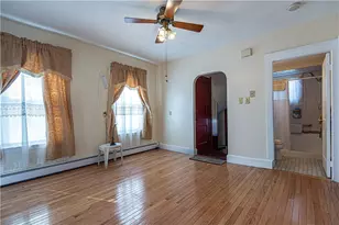 34 Tweed St, Pawtucket, RI 02861 - Photo 8