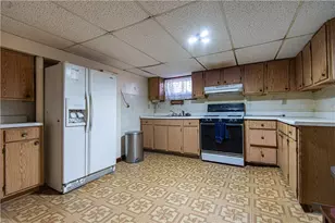 34 Tweed St, Pawtucket, RI 02861 - Photo 18