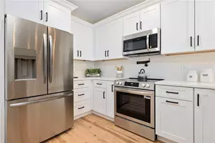 2907 Post Rd, Warwick, RI 02886 - Photo 4