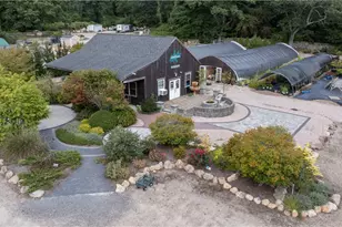 47 Tuckertown Rd, South Kingstown, RI 02879 - Photo 1