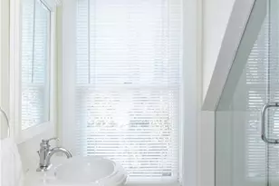 31 Edward St, Newport, RI 02840 - Photo 20