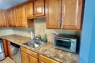 400 New River Rd, Lincoln, RI 02838 - Photo 10