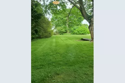 440 Forest Avenue #1, Middletown, RI 02842 - Photo 2