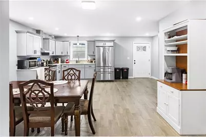 872 Branch Avenue, Providence, RI 02904 - Photo 8