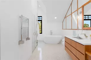 82 Nonquit Ln, Tiverton, RI 02878 - Photo 32