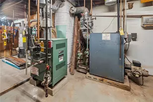 372 Cumberland Hill Rd, Woonsocket, RI 02895 - Photo 48