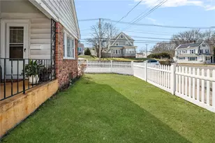 425 Park Ave, Cranston, RI 02910 - Photo 26