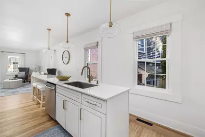 17 Old Beach Road, Newport, RI 02840 - Photo 12