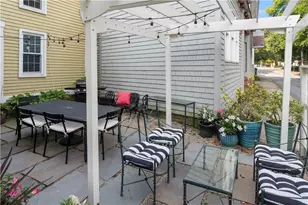 17 Old Beach Rd, Newport, RI 02840 - Photo 32